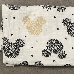 Aden & Anais Disney Baby Mickey Mouse Patterned Swaddle Blanket